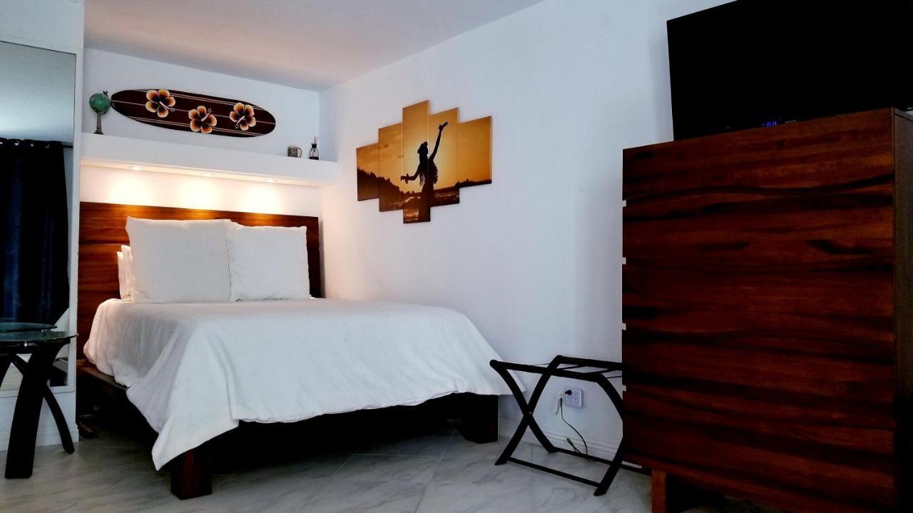Downtown Hawaiian Theme Condo With Hot Tub, Pool & Beach - Kona Islander Inn Kailua-Kona Eksteriør bilde